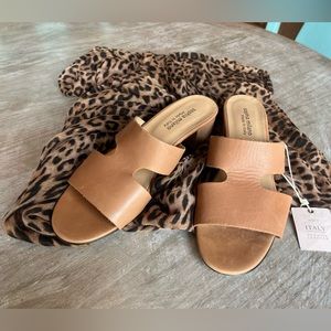 Sophia Milano size 9 Genuine Leather made in Italy NWT